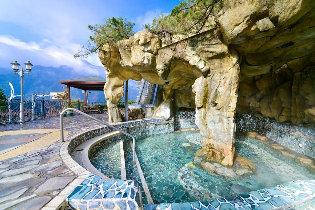Dongpo Ti Lun Hotel Xinyi Экстерьер фото