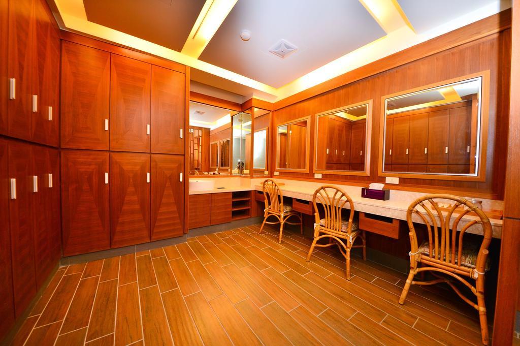 Dongpo Ti Lun Hotel Xinyi Экстерьер фото
