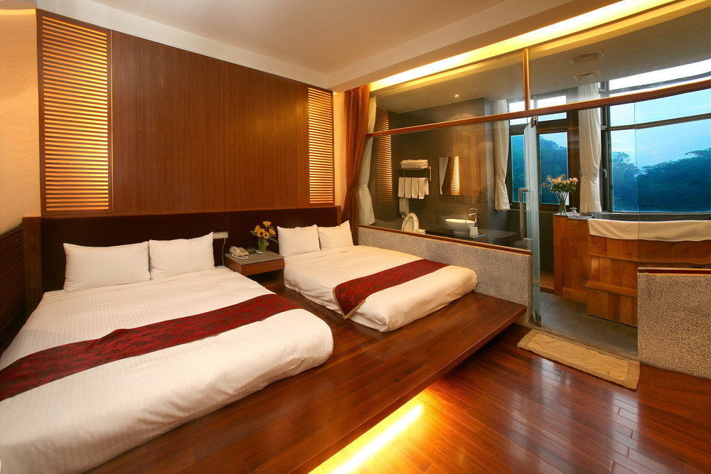 Dongpo Ti Lun Hotel Xinyi Экстерьер фото