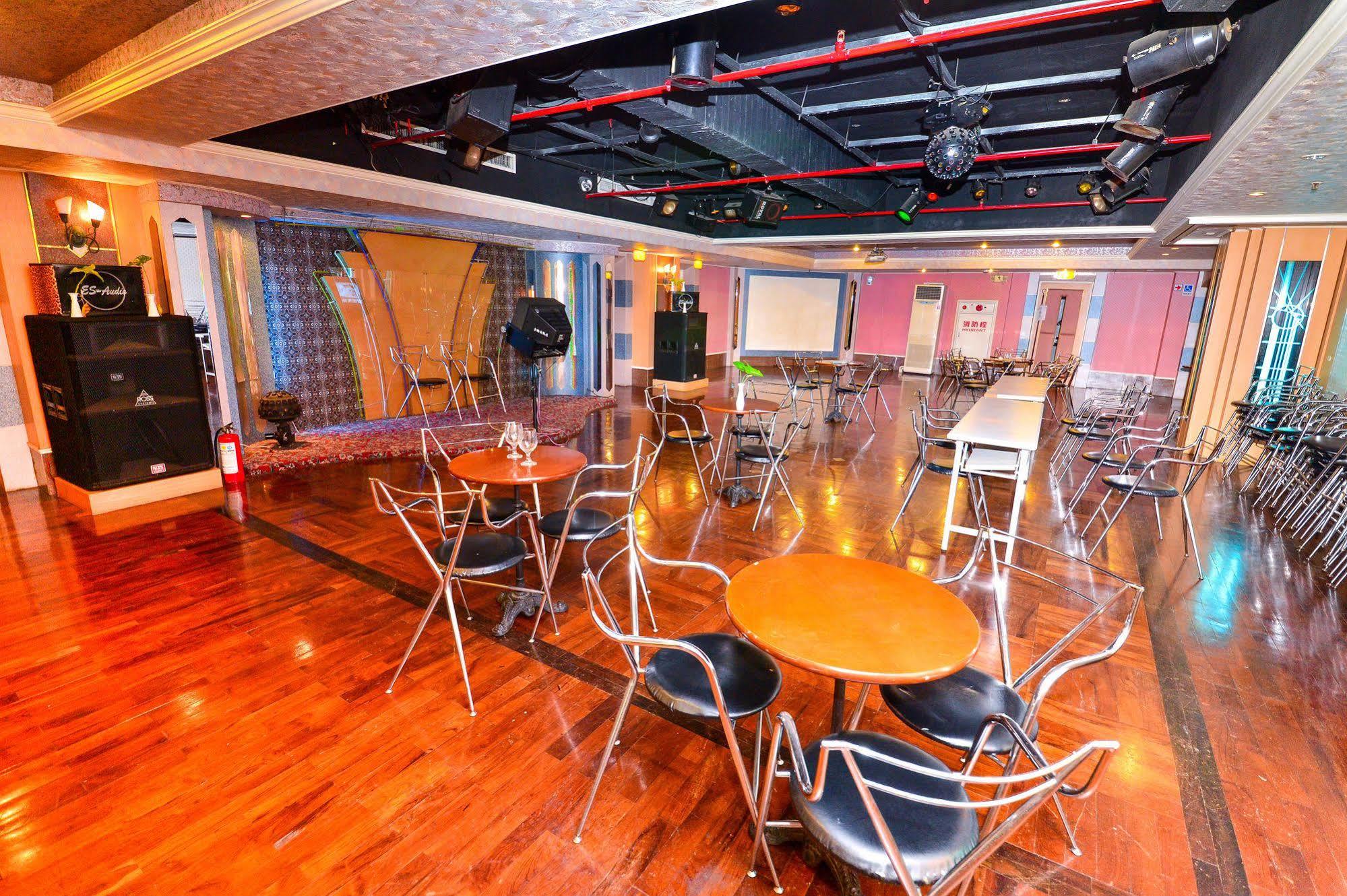 Dongpo Ti Lun Hotel Xinyi Экстерьер фото