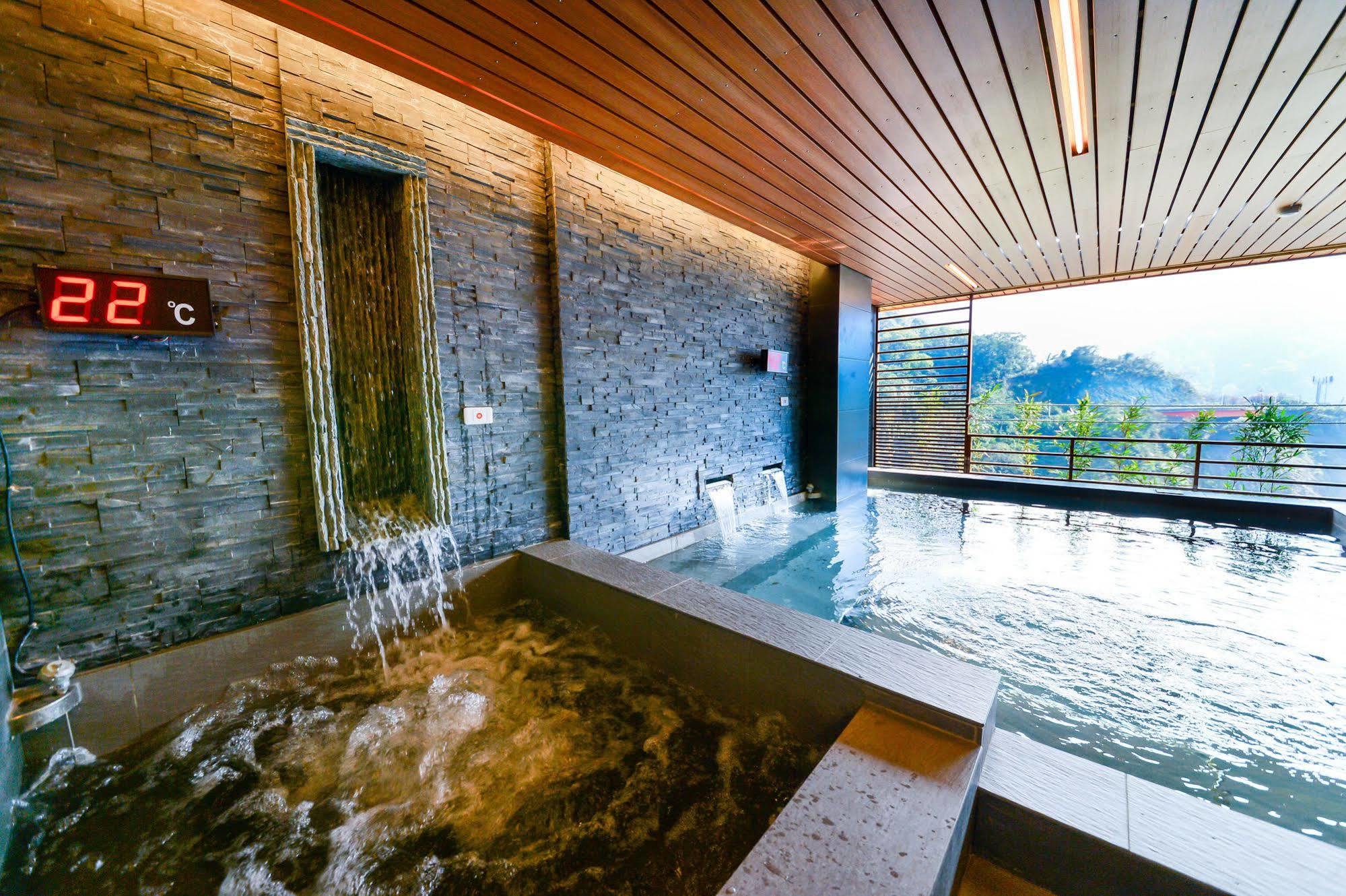 Dongpo Ti Lun Hotel Xinyi Экстерьер фото